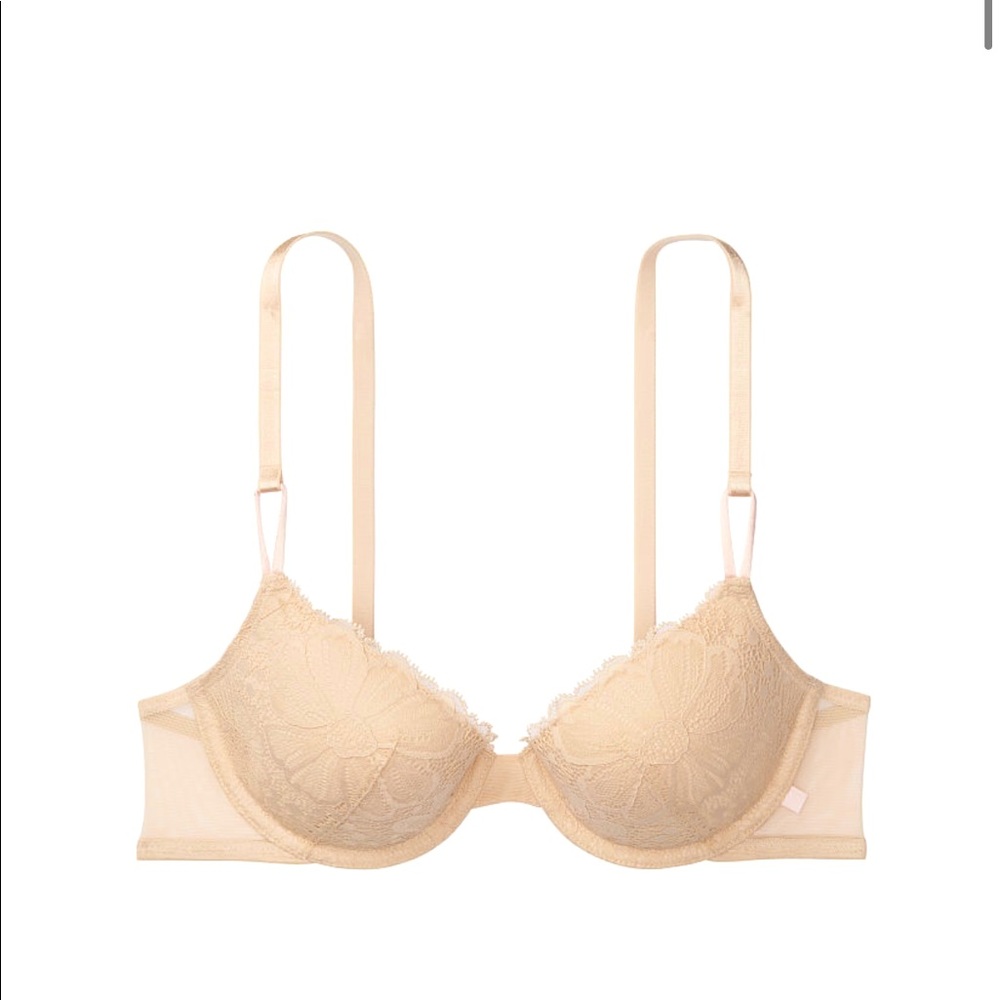 Sexy Tee Lightly Lined Lace Demi Bra *NWOT